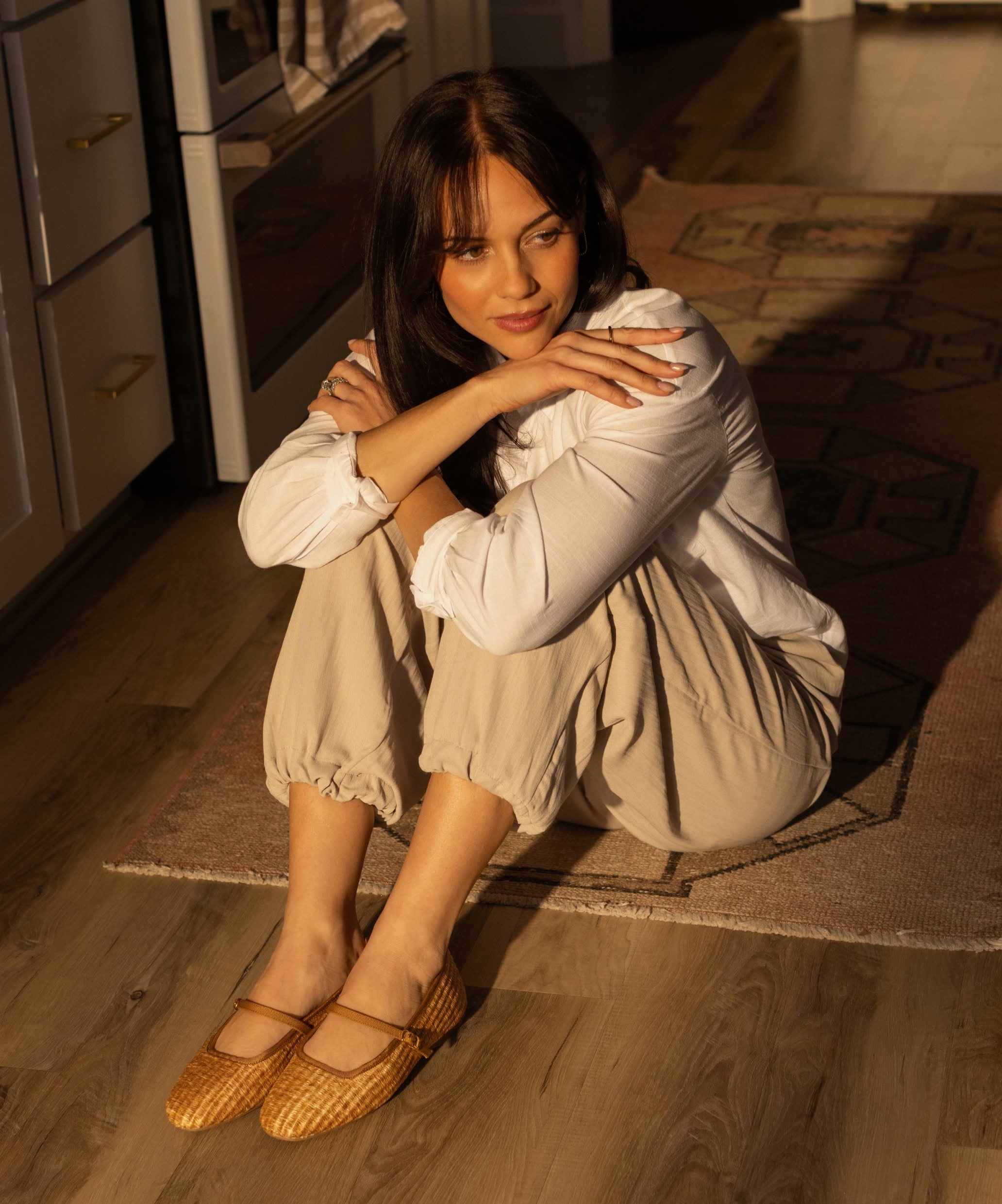 HummingbirdMJ_TanRaffia_PDP_5x6_Fullbody.jpg